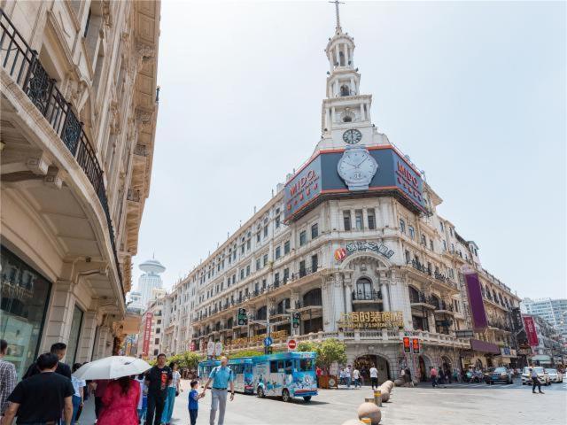 Jinjiang Inn Nanjing Road Pedestrian Streeteast Asia Hotel Shanghai Exterior foto